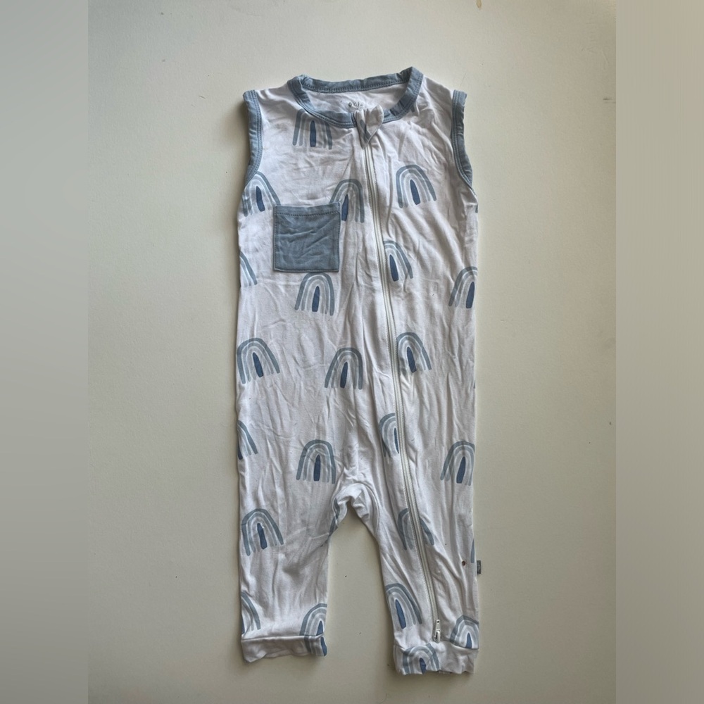 Kyte baby sleeveless zip romper 2T slate rainbow blue bamboo